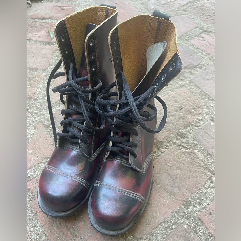 Doc Martin Getta vintage combat boots size 5 practically brand new!